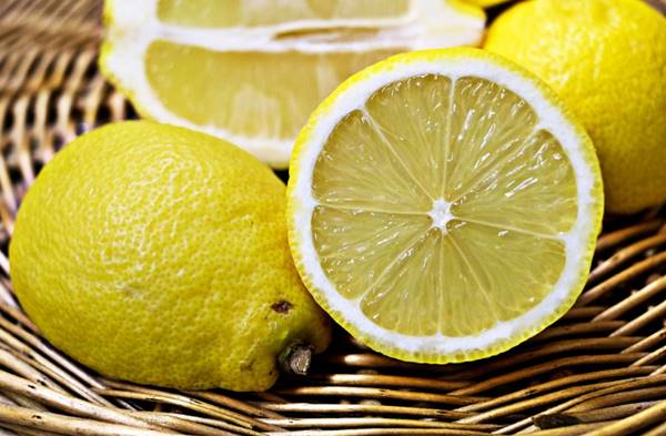 manfaat jeruk lemon 